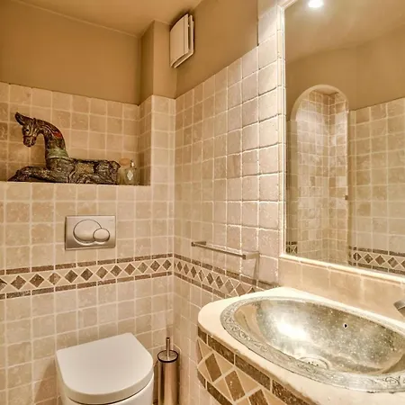 Villa Superbe Avec Piscine & Vue Degagee