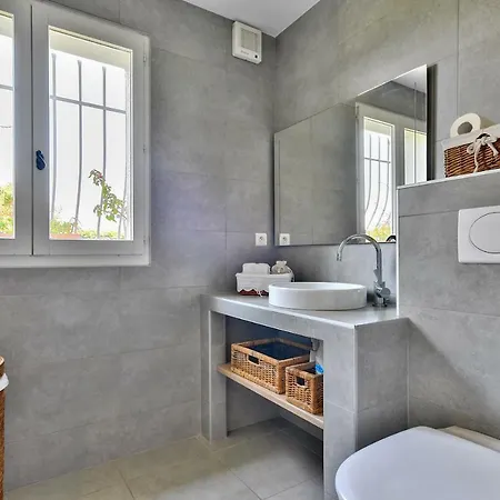 Villa Superbe Avec Piscine & Vue Degagee *